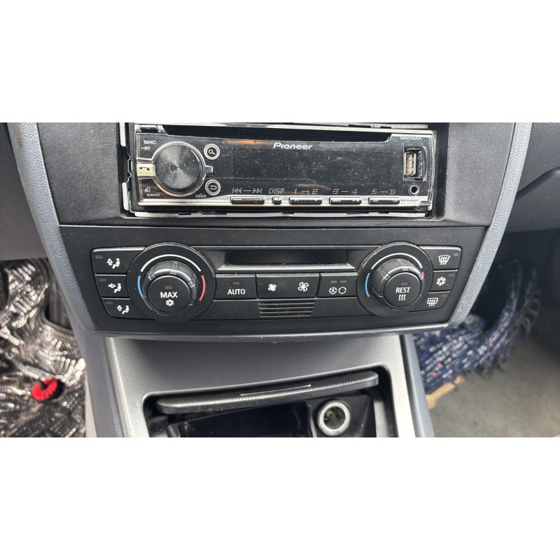 Compteur BMW SERIE 1 E87 Photo n°9