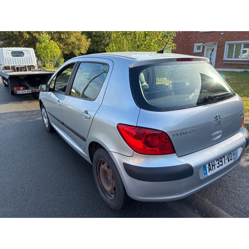 Pare choc arriere PEUGEOT 307 Photo n°3