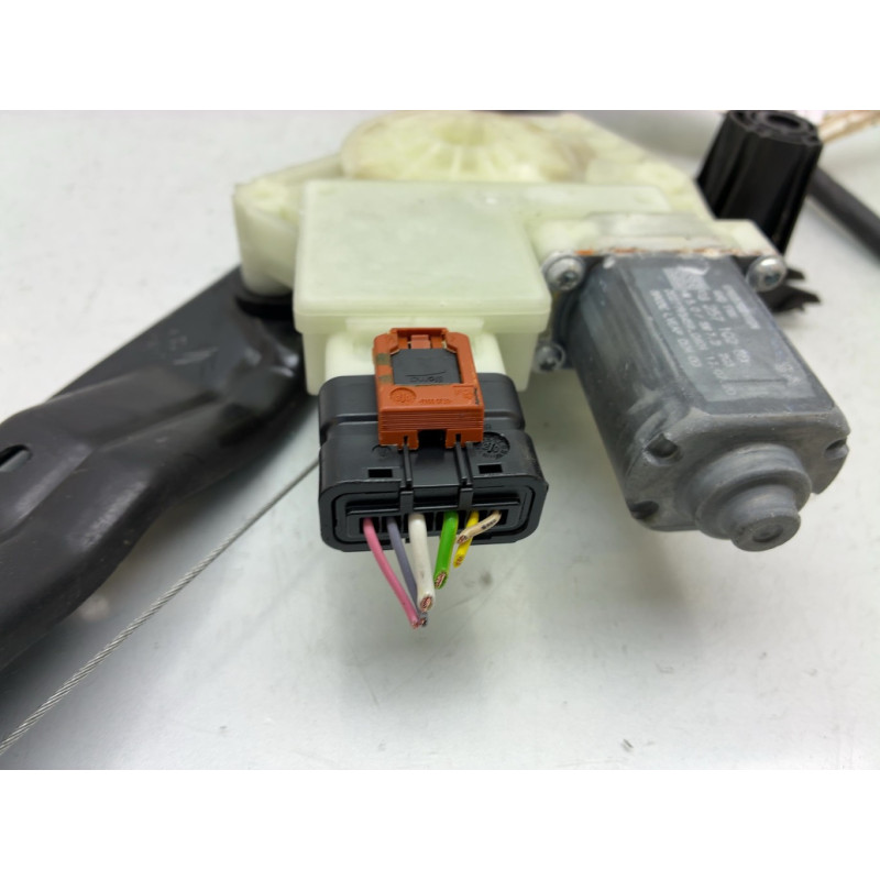 Leve vitre electrique avant droit PEUGEOT 308 2 Photo n°5