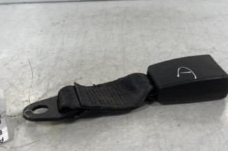 Attache ceinture arriere droit FORD KA 2