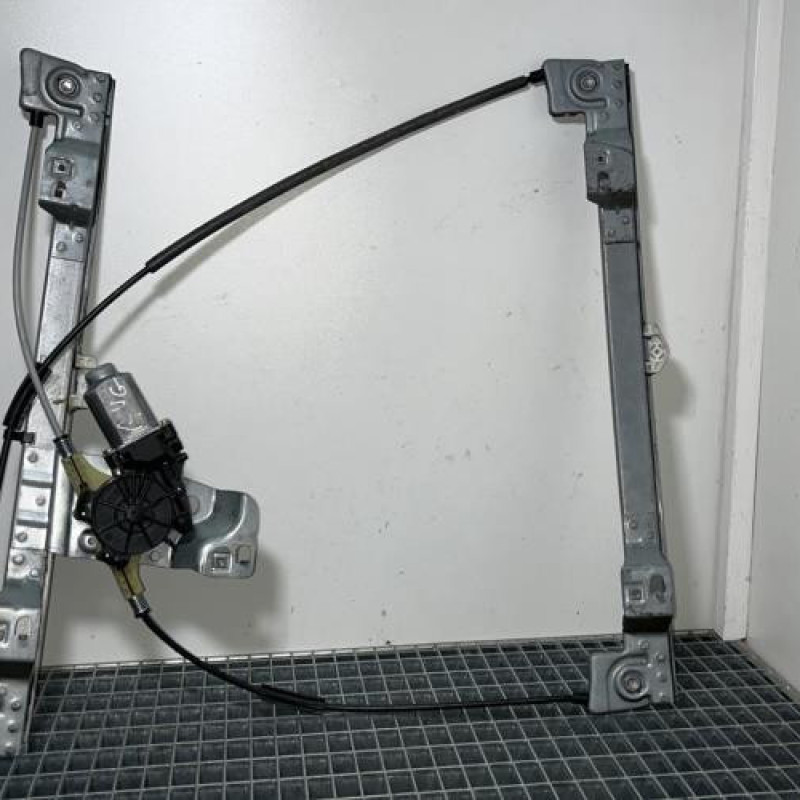 Leve vitre electrique avant gauche RENAULT KANGOO 2 Photo n°2