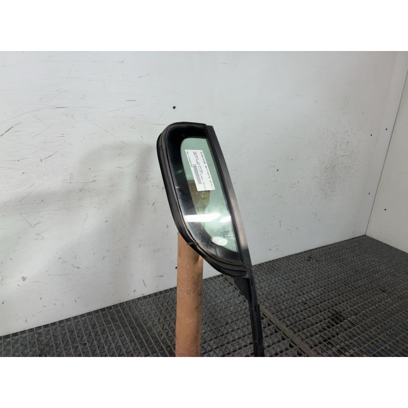 Custode arriere droit (porte) PEUGEOT 308 2 Photo n°2