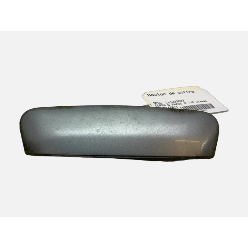 Bouton de coffre OPEL CORSA D Photo n°1