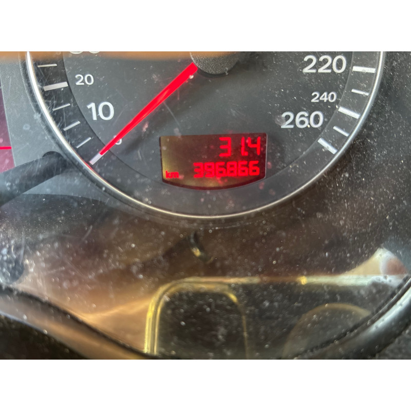 AUDI A3 2 SPORTBACK PHASE 1 1.9 TDI - 8V TURBO Photo n°9