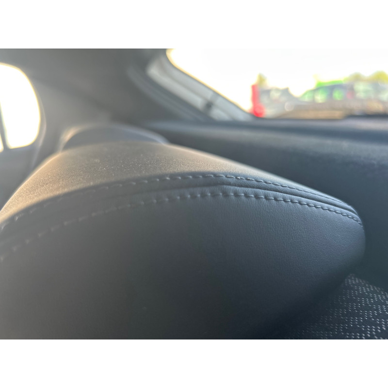 PEUGEOT 208 2 PHASE 1 1.2 PURETECH - 12V TURBO Photo n°1