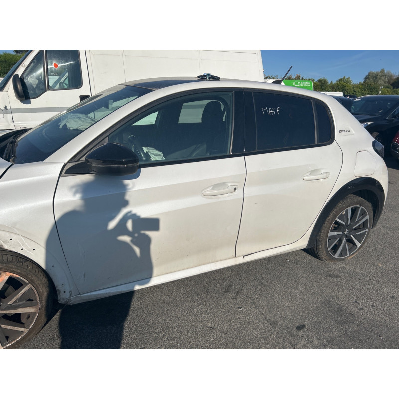 PEUGEOT 208 2 PHASE 1 1.2 PURETECH - 12V TURBO Photo n°6