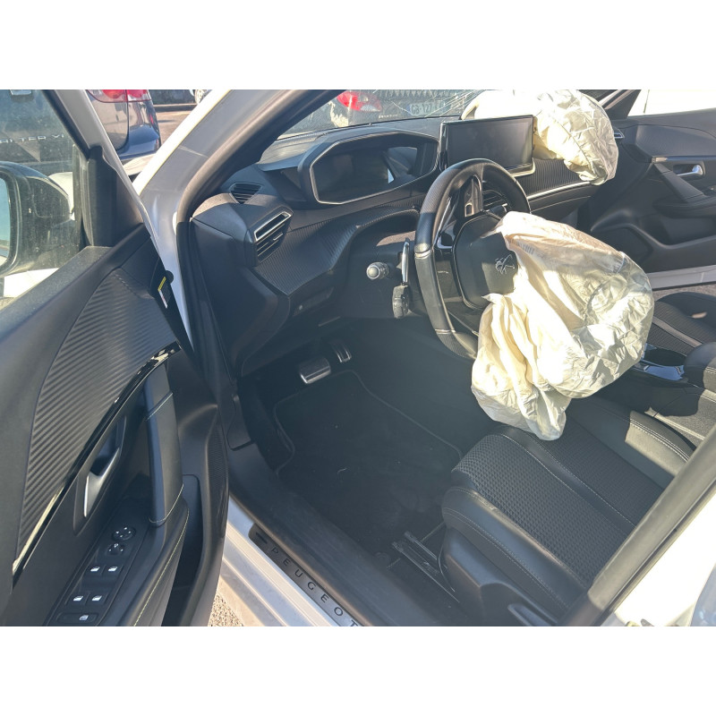 PEUGEOT 208 2 PHASE 1 1.2 PURETECH - 12V TURBO Photo n°7