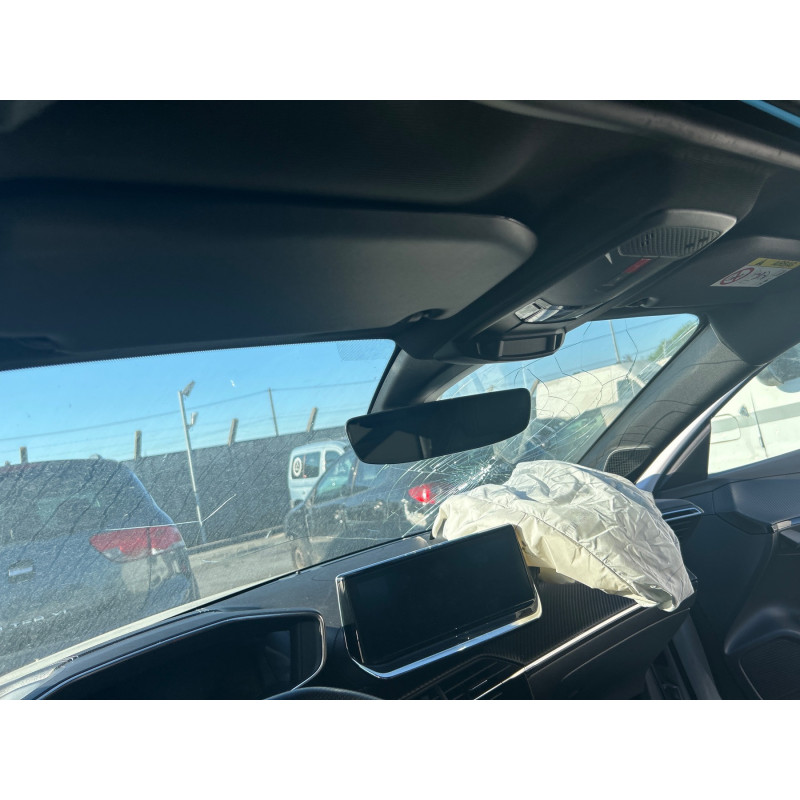 PEUGEOT 208 2 PHASE 1 1.2 PURETECH - 12V TURBO Photo n°9