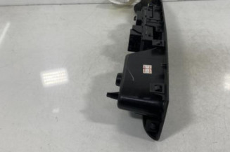 Interrupteur de leve vitre avant gauche SUZUKI CELERIO