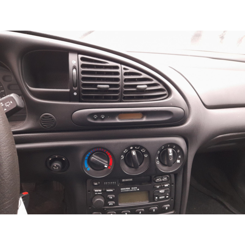Fermeture de capot FORD MONDEO 1 Photo n°10