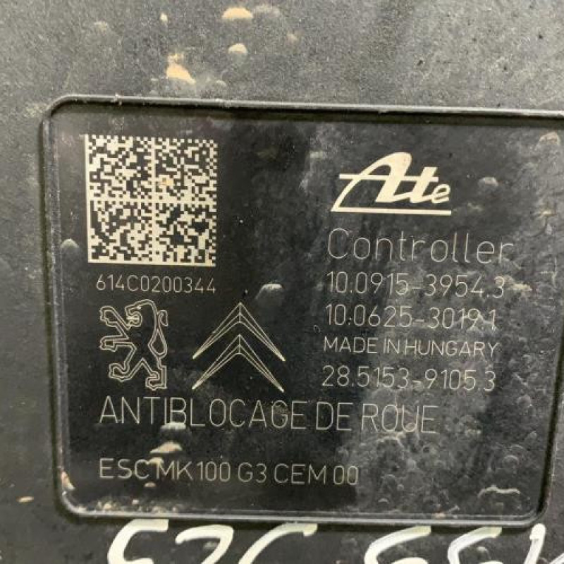 Bloc ABS (freins anti-blocage) PEUGEOT 2008 1 Photo n°3