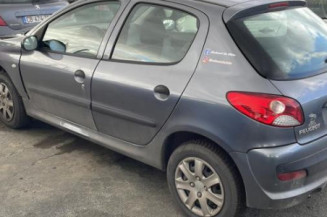 Pretensionneur de ceinture avant droit PEUGEOT 206+