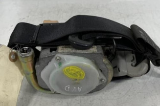 Pretensionneur de ceinture avant droit TOYOTA COROLLA 10 Photo n°1