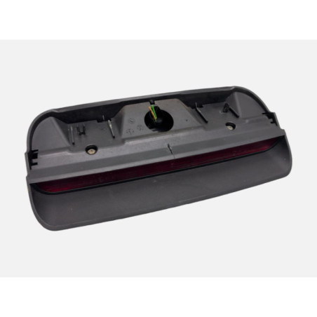 Feu arriere stop central PEUGEOT 106