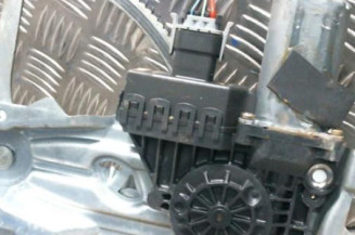 Leve vitre electrique avant droit OPEL ASTRA G