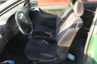 Leve vitre electrique avant droit OPEL ASTRA G