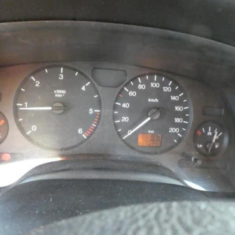 Leve vitre electrique avant droit OPEL ASTRA G Photo n°10
