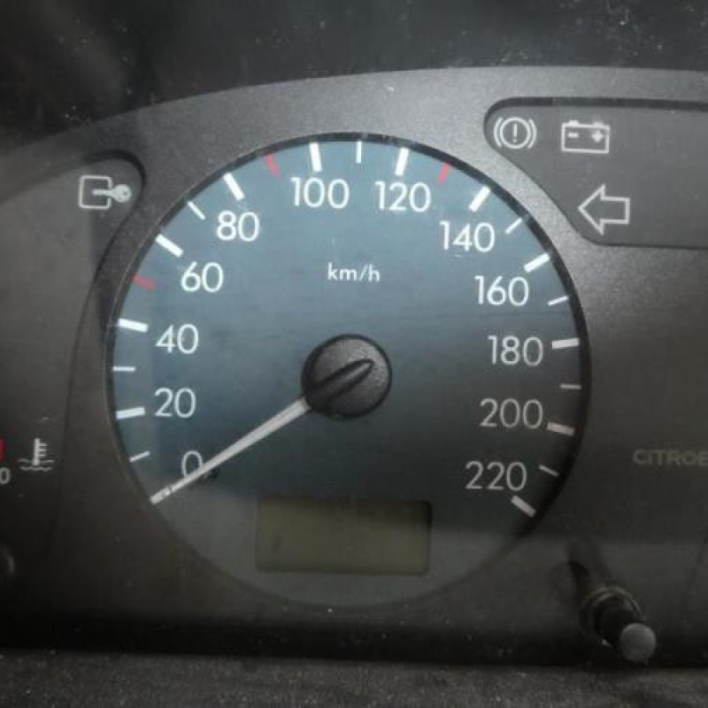 Bras essuie glace arriere CITROEN XSARA Photo n°10