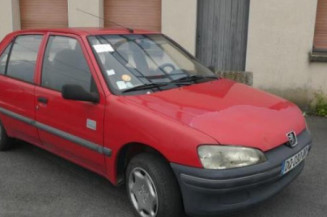 Aile avant droit PEUGEOT 106