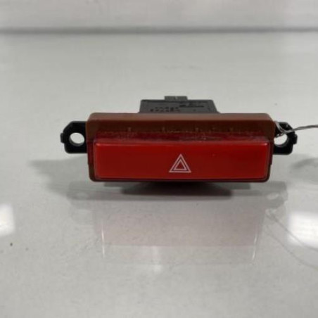 Bouton de warning HONDA FR-V Photo n°1