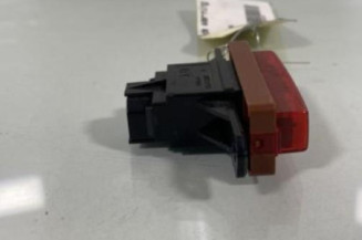 Bouton de warning HONDA FR-V