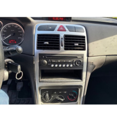 Vitre avant gauche PEUGEOT 307