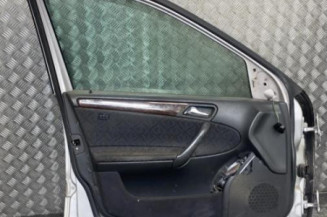 Porte avant gauche MERCEDES CLASSE C 203