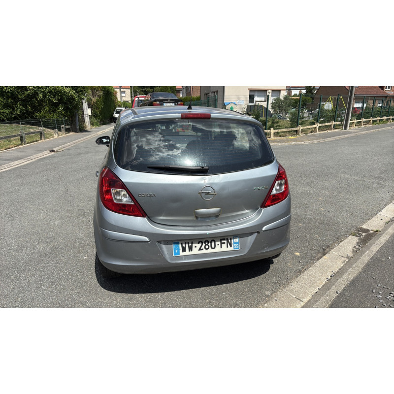 Porte avant gauche OPEL CORSA D Photo n°8