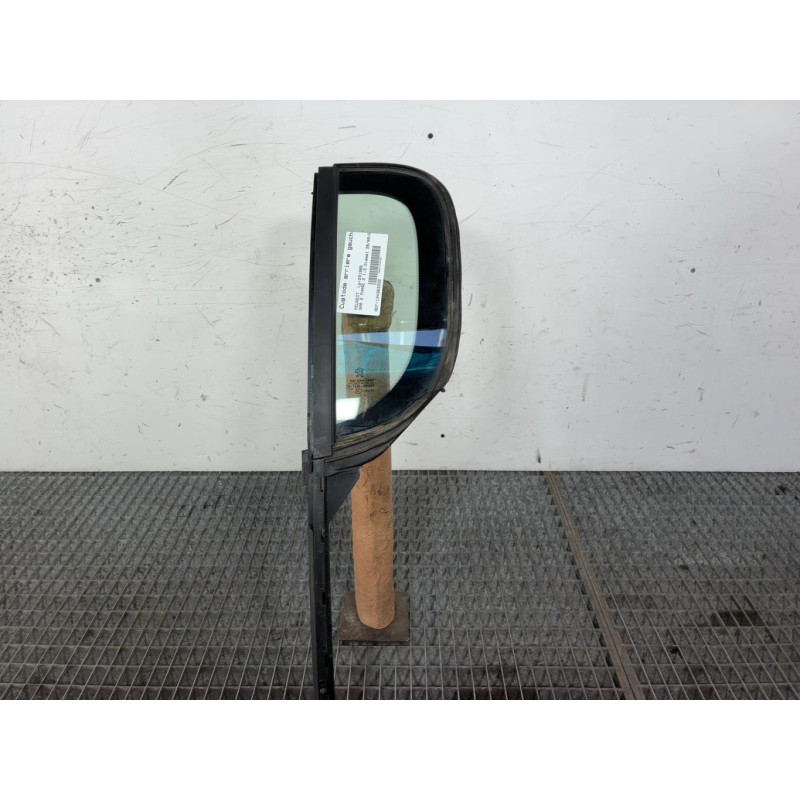Custode arriere gauche (porte) PEUGEOT 308 2 Photo n°1