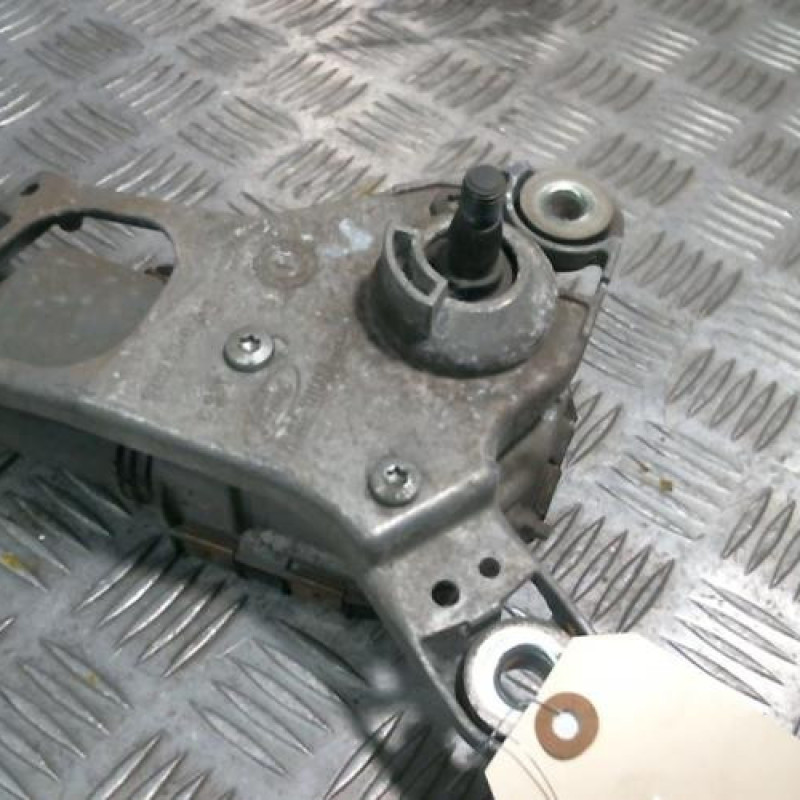 Moteur essuie glace avant droit FORD FOCUS 3 Photo n°1