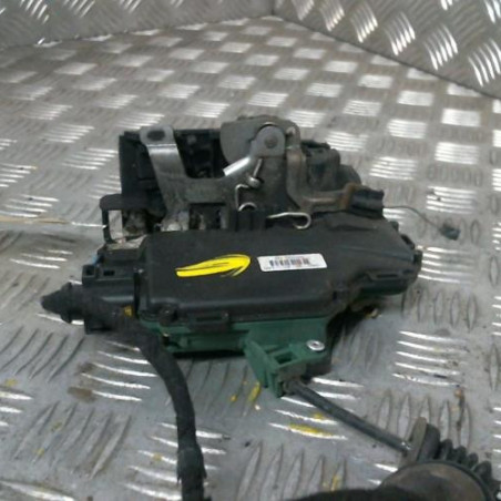 Serrure avant droit VOLKSWAGEN GOLF 4