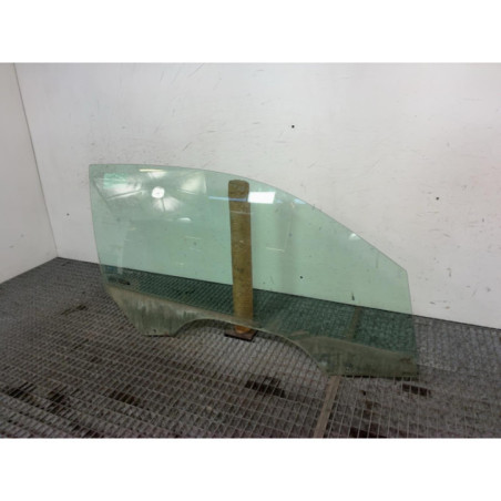 Vitre avant droit FORD FIESTA 5
