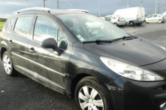 Calculateur moteur PEUGEOT 207