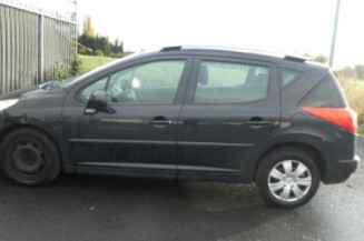 Calculateur moteur PEUGEOT 207