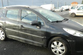 Calculateur moteur PEUGEOT 207