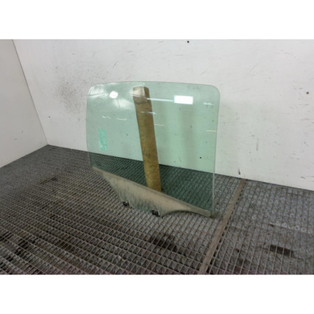 Vitre arriere droit CITROEN C3 2