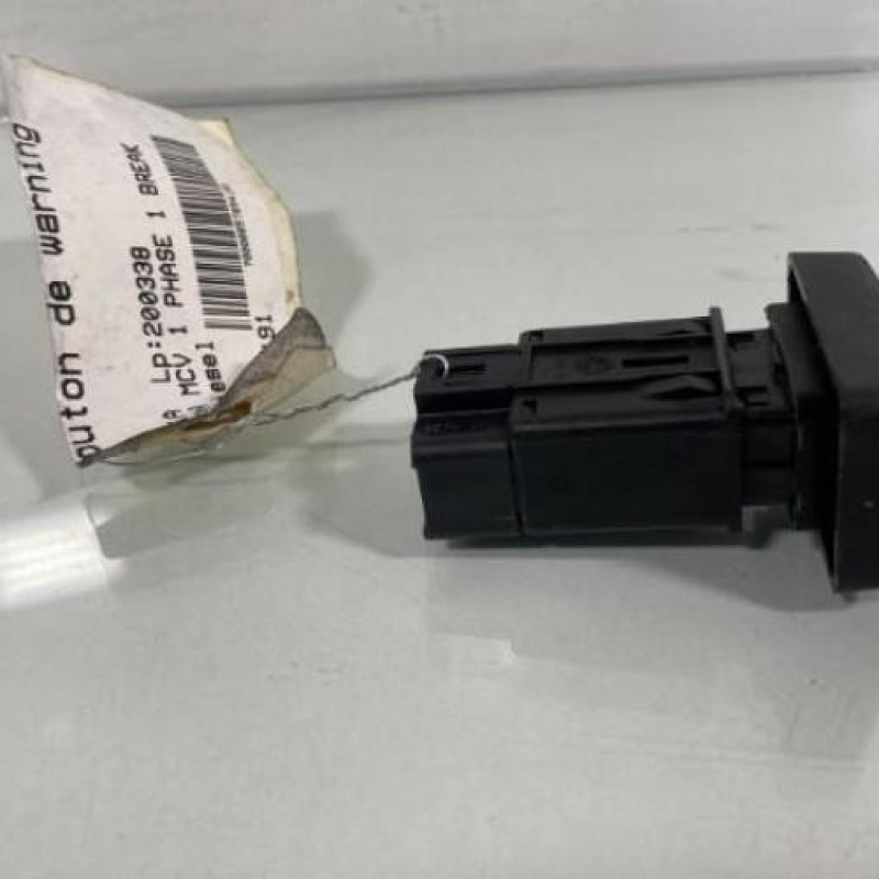 Bouton de warning DACIA LOGAN MCV 1 Photo n°2