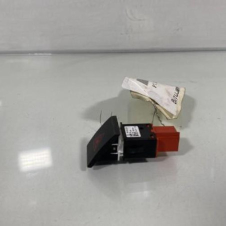 Bouton de warning SKODA FABIA 2