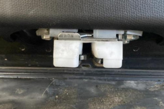 Malle/Hayon arriere SUZUKI SWIFT 3