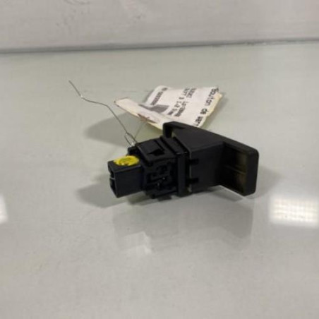 Bouton de warning SUZUKI SWIFT 3