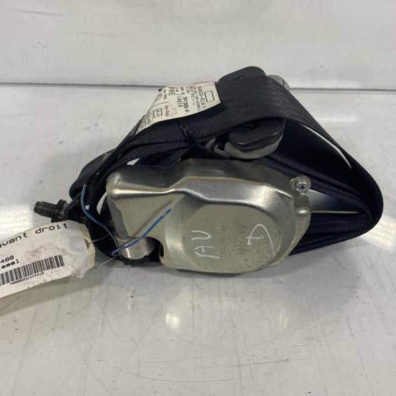 Pretensionneur de ceinture avant droit SUZUKI SWIFT 3 Photo n°3