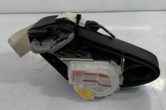 Pretensionneur de ceinture avant gauche SUZUKI SWIFT 3