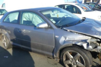 Serrure avant droit AUDI A3 2