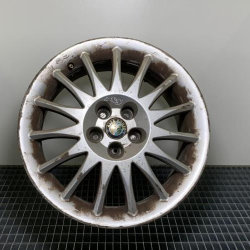 Jante ALFA ROMEO 156 Photo n°1