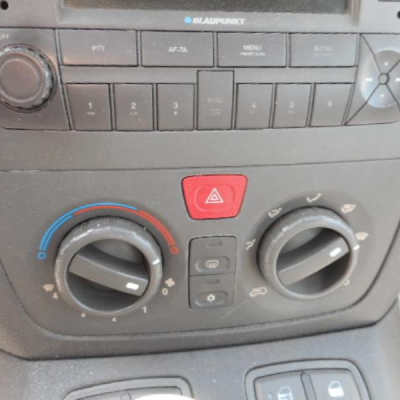 Porte avant droit FIAT IDEA Photo n°9