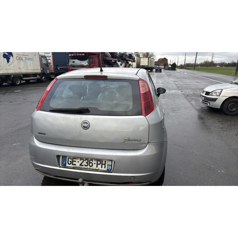 Autoradio d'origine FIAT GRANDE PUNTO Photo n°18