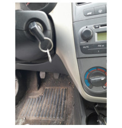 Bouton de coffre FIAT GRANDE PUNTO
