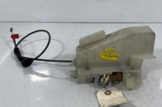 Serrure avant droit FORD FIESTA 4