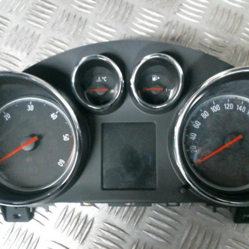 Compteur OPEL ASTRA J Photo n°1
