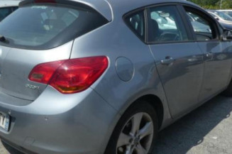 Compteur OPEL ASTRA J